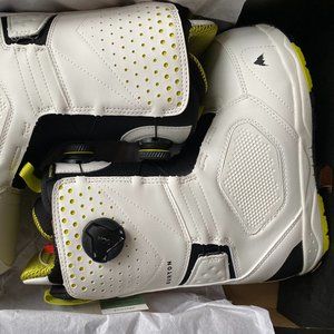 Burton BOA Snowboard Boots Boa Photon Men Size 8 White New